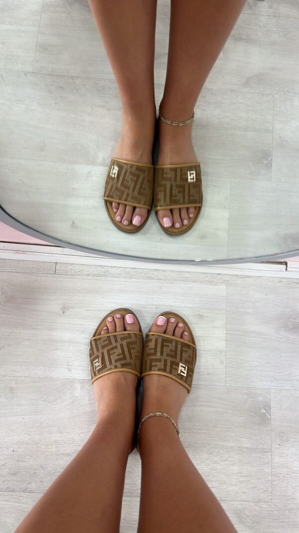 Lare Flats