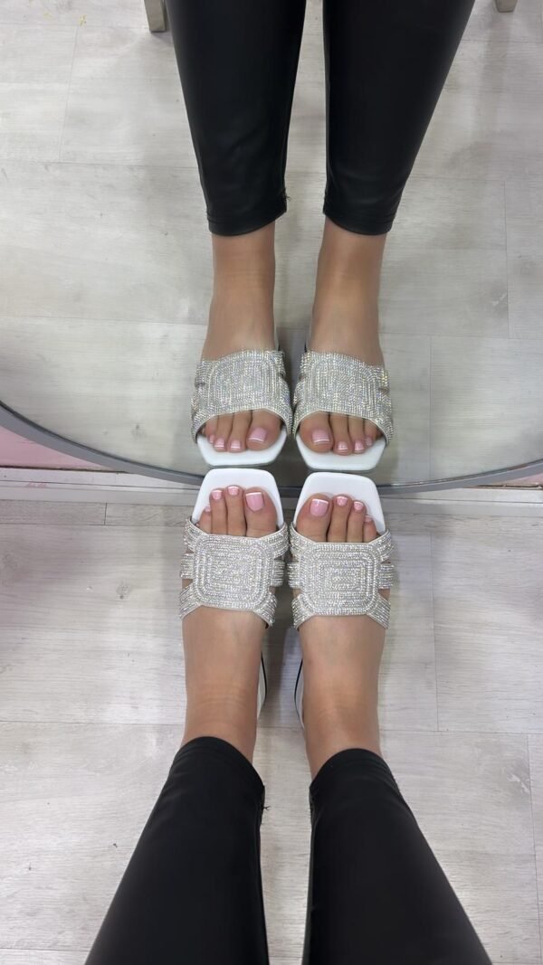Lare Flip-Flops