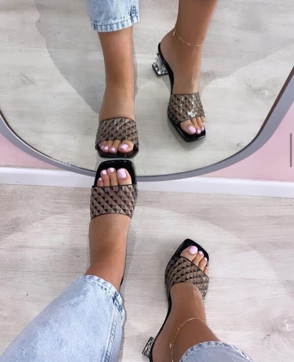 Lare Flip-Flops